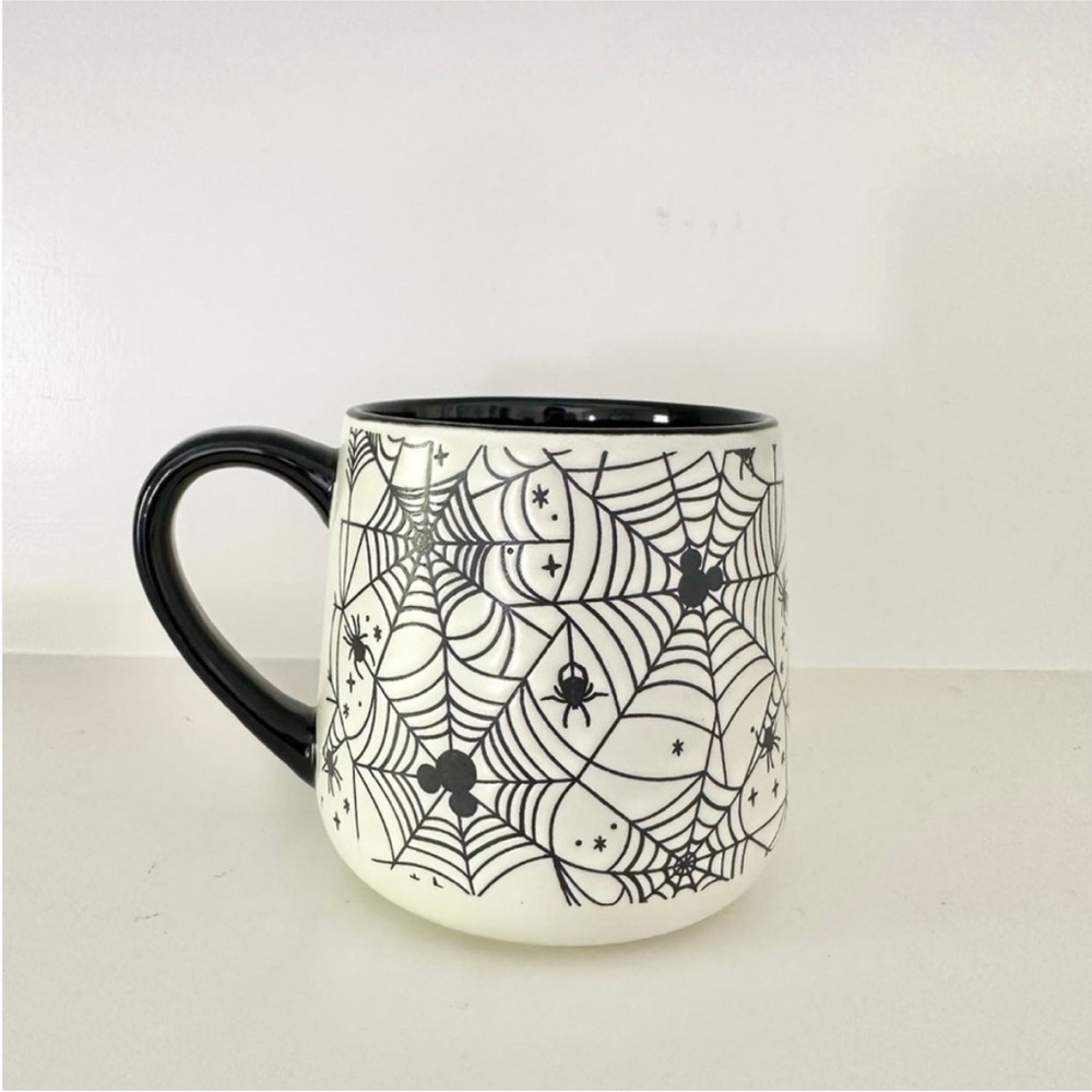 Disney halloween hidden mickey‎ mug